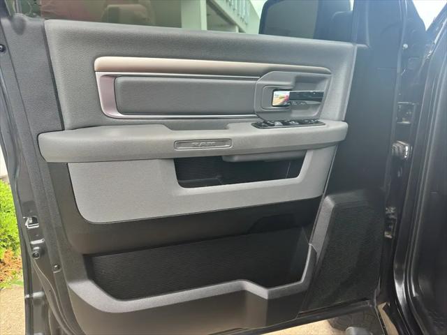 2019 Ram 1500 Classic Big Horn Crew Cab 4x4 5'7" Box