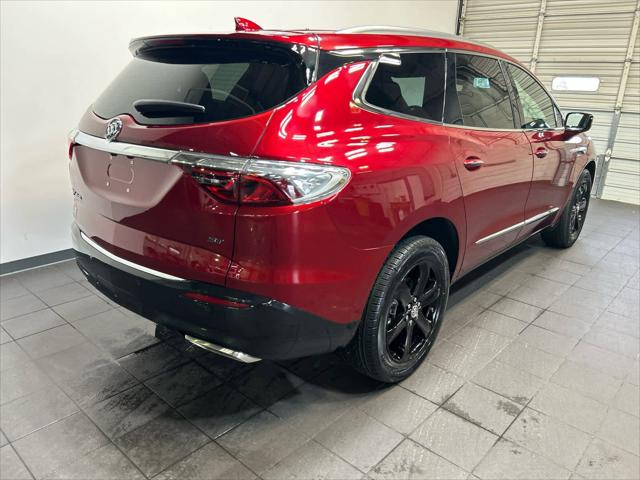 2023 Buick Enclave Essence AWD 2023 Buick Enclave Essence AWD