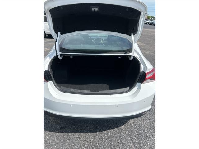 2021 Chevrolet Malibu FWD LT