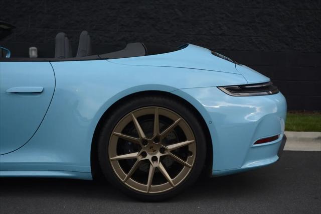 2025 Porsche 911 Carrera Cabriolet