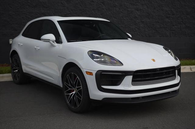 2022 Porsche Macan S