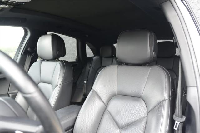 2022 Porsche Macan S