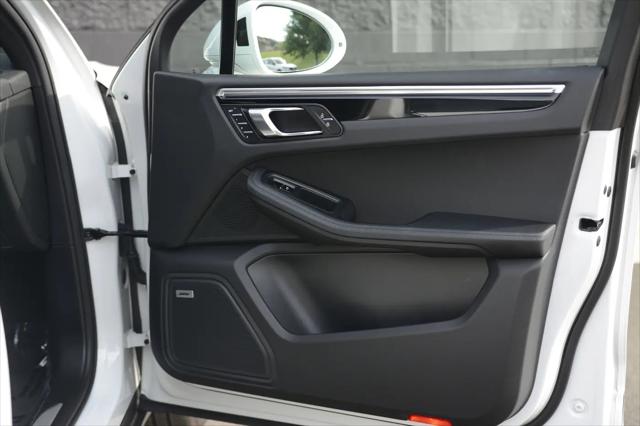 2022 Porsche Macan S