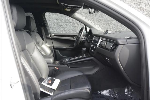 2022 Porsche Macan S