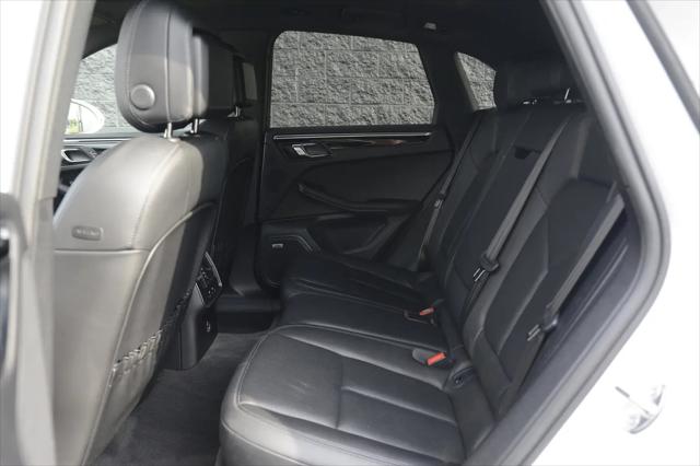 2022 Porsche Macan S