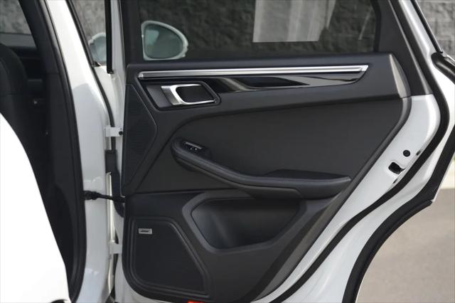 2022 Porsche Macan S