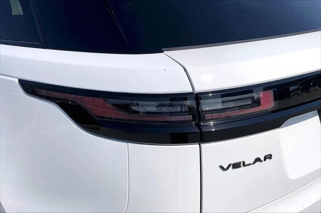 2026 Land Rover Range Rover Velar P250 Dynamic SE