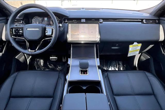 2026 Land Rover Range Rover Velar P250 Dynamic SE