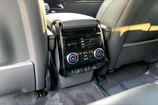 2026 Land Rover Range Rover Sport P360 SE