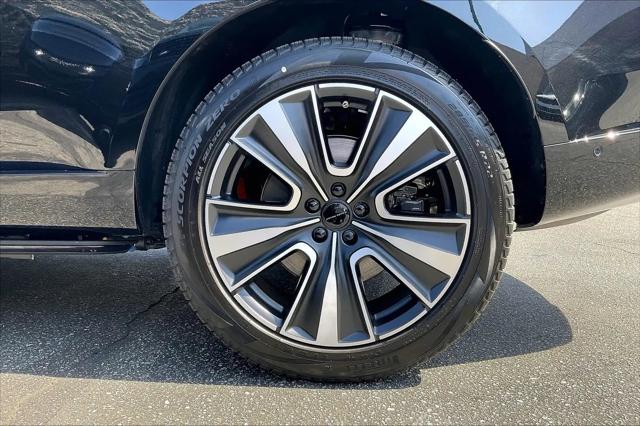 2026 Land Rover Range Rover P550e SE