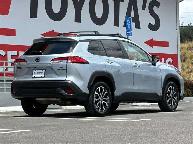 2025 Toyota Corolla Cross Hybrid SE