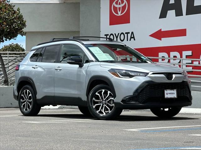 2025 Toyota Corolla Cross Hybrid SE