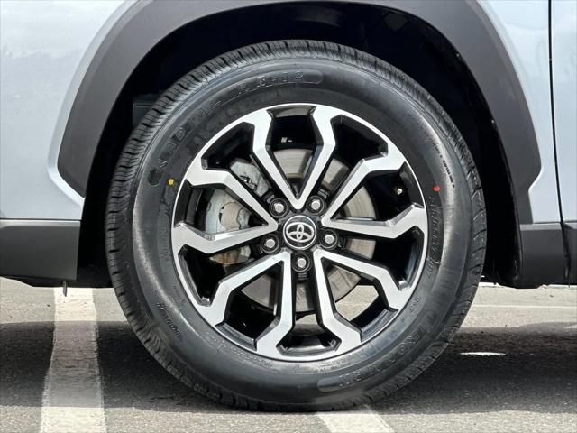2025 Toyota Corolla Cross Hybrid SE