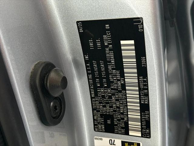 2025 Toyota Corolla Cross Hybrid SE
