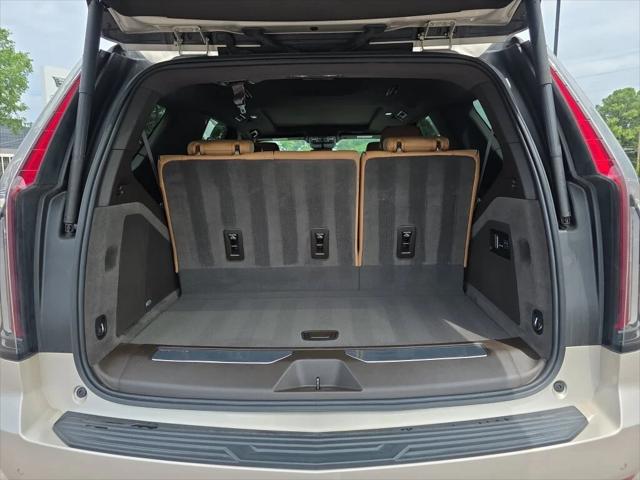 2022 Cadillac Escalade 4WD Premium Luxury