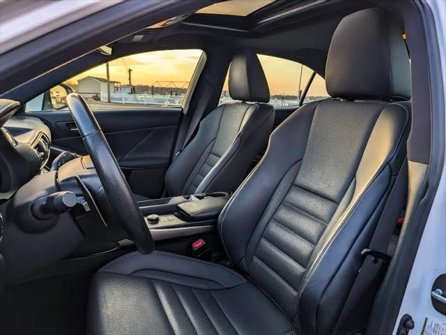 2019 Lexus IS 300 IS 300 F Sport