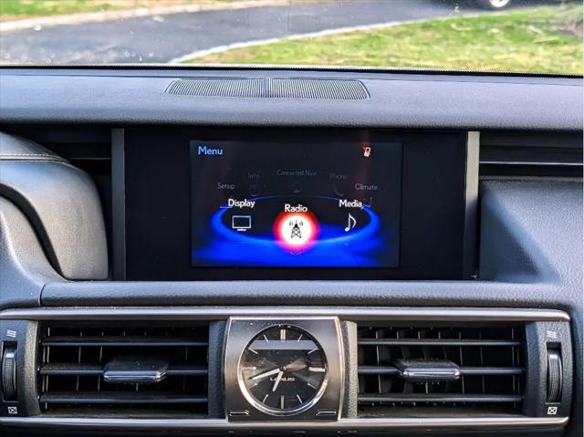 2019 Lexus IS 300 IS 300 F Sport