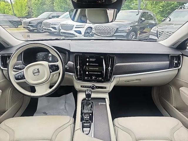 2018 Volvo V90 Cross Country T6