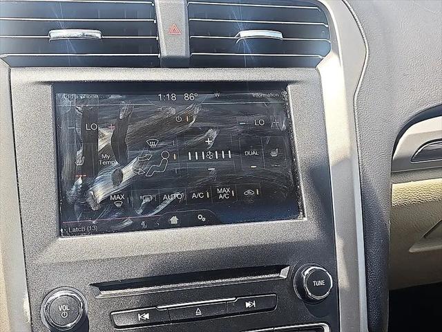 2016 Ford Fusion SE