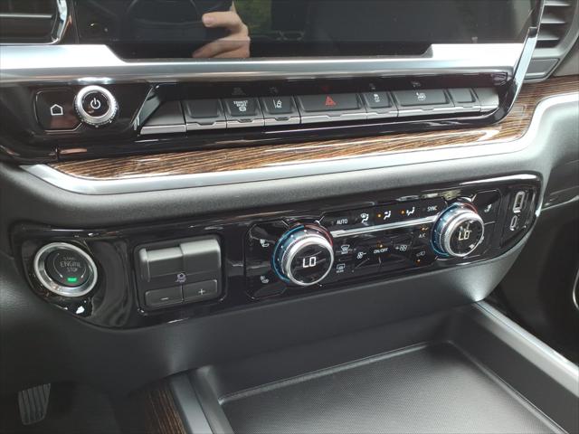 2026 GMC Sierra 3500HD SLE
