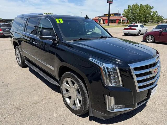 2017 Cadillac Escalade ESV Luxury