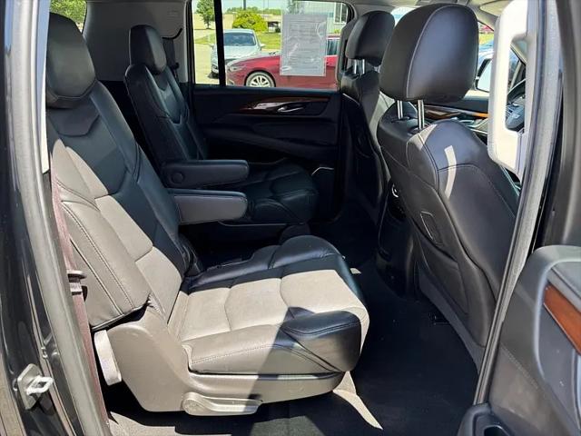 2017 Cadillac Escalade ESV Luxury