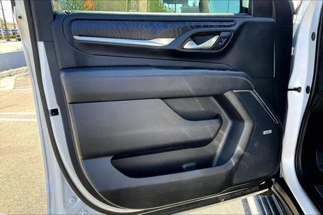 2024 GMC Yukon 4WD Denali