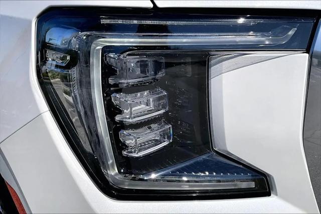 2024 GMC Yukon 4WD Denali
