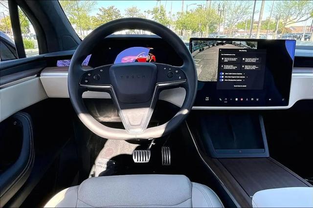 2024 Tesla Model X Long Range