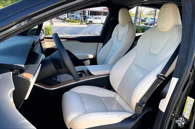 2024 Tesla Model X Long Range