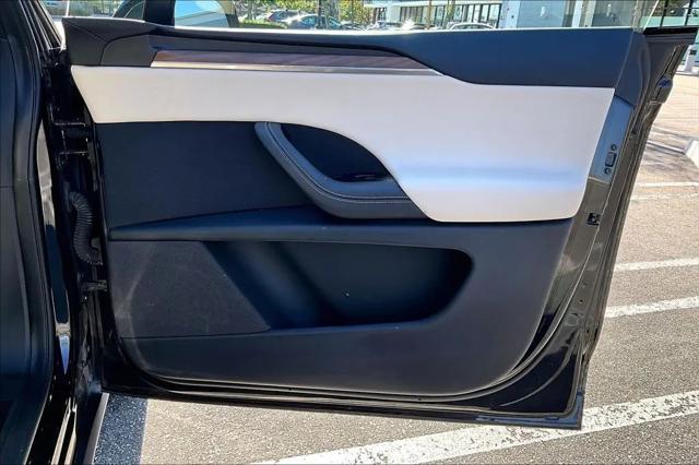 2024 Tesla Model X Long Range