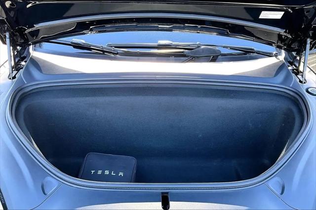 2024 Tesla Model X Long Range