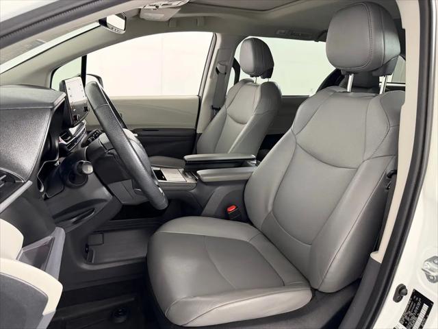 2023 Toyota Sienna XLE
