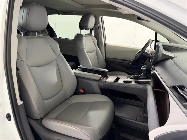 2023 Toyota Sienna XLE