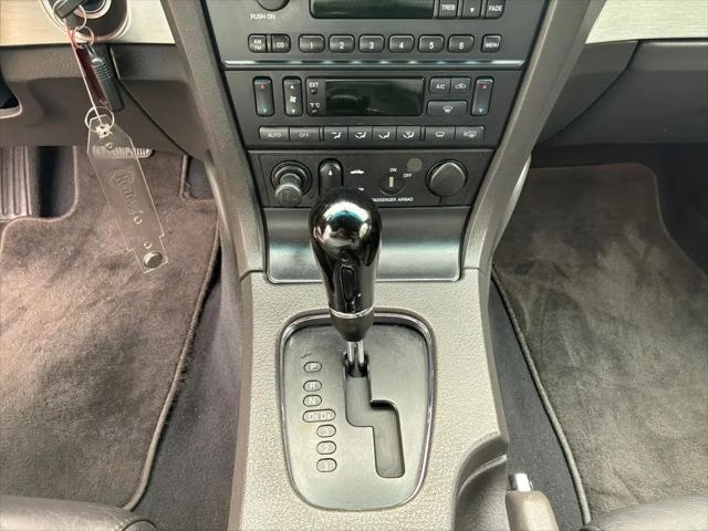 2002 Ford Thunderbird Deluxe