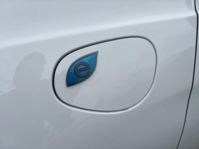 2025 Chrysler Pacifica Hybrid Premiuim S Appearance Package