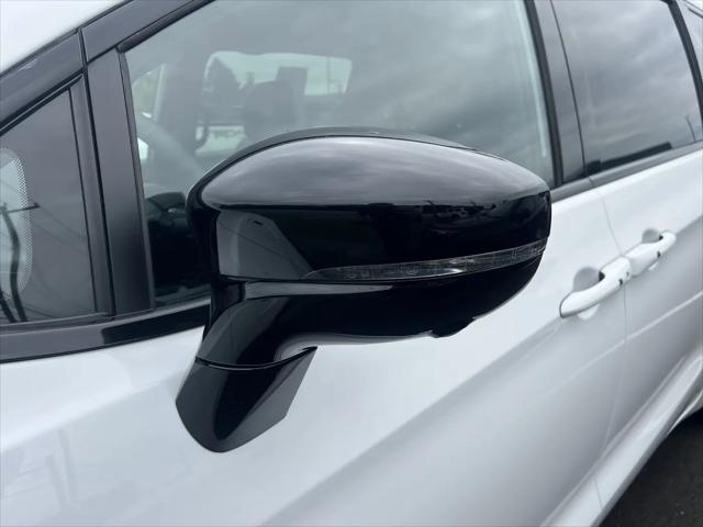 2025 Chrysler Pacifica Hybrid Premiuim S Appearance Package