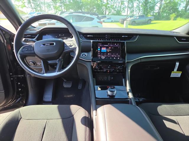 2026 Jeep Grand Cherokee Altitude 4x4
