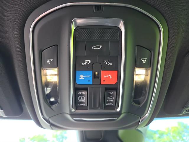 2026 Jeep Grand Cherokee Altitude 4x4