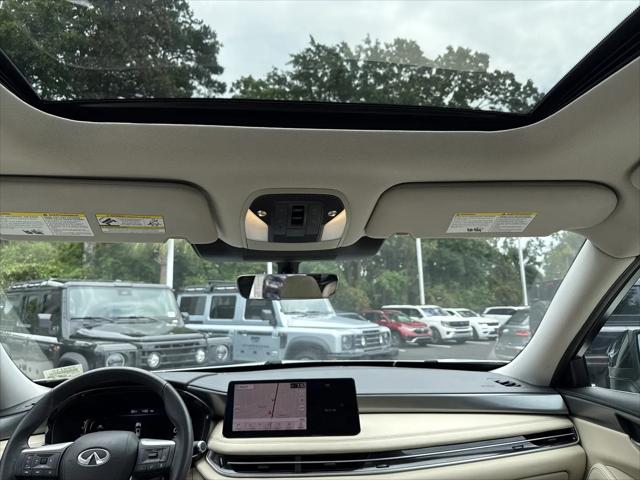 2023 INFINITI QX60 LUXE