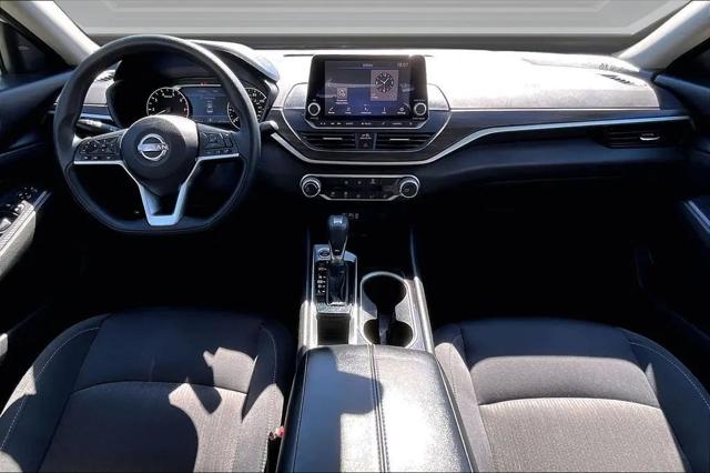 2024 Nissan Altima SV FWD