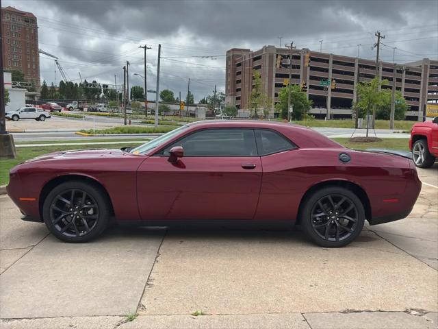 2021 Dodge Challenger SXT