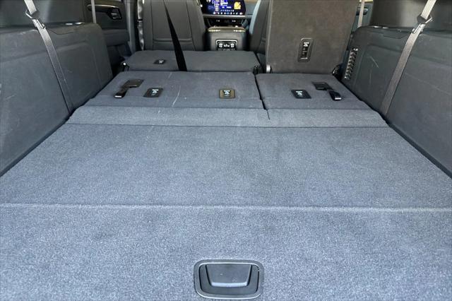 2026 Chevrolet Suburban RST, RWD