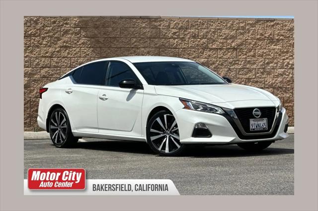 2022 Nissan Altima SR FWD for sale in Bakersfield, CA