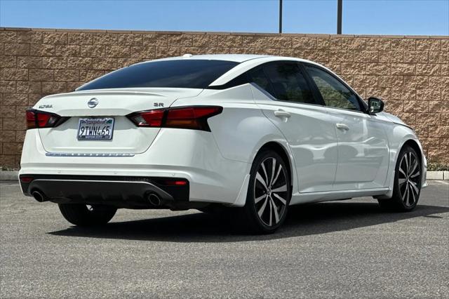 2022 Nissan Altima SR FWD