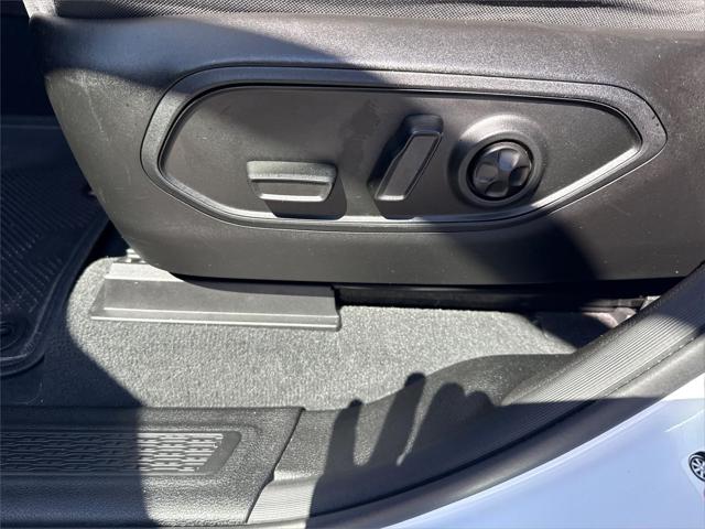 2022 Jeep Grand Cherokee Laredo 4x4