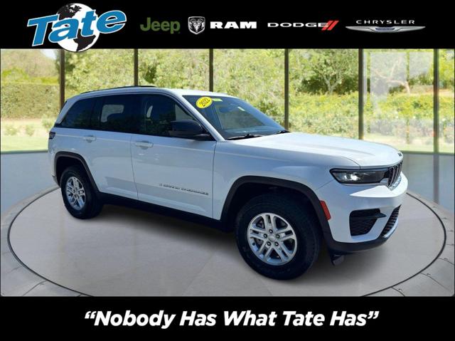 2022 Jeep Grand Cherokee Laredo 4x4 for sale in Frederick, MD