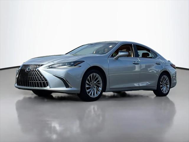 2023 Lexus ES 300h Luxury