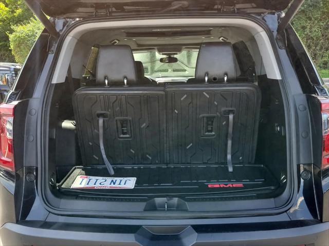 2023 GMC Acadia AWD AT4