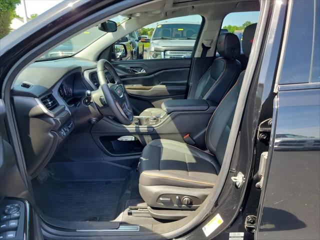 2023 GMC Acadia AWD AT4